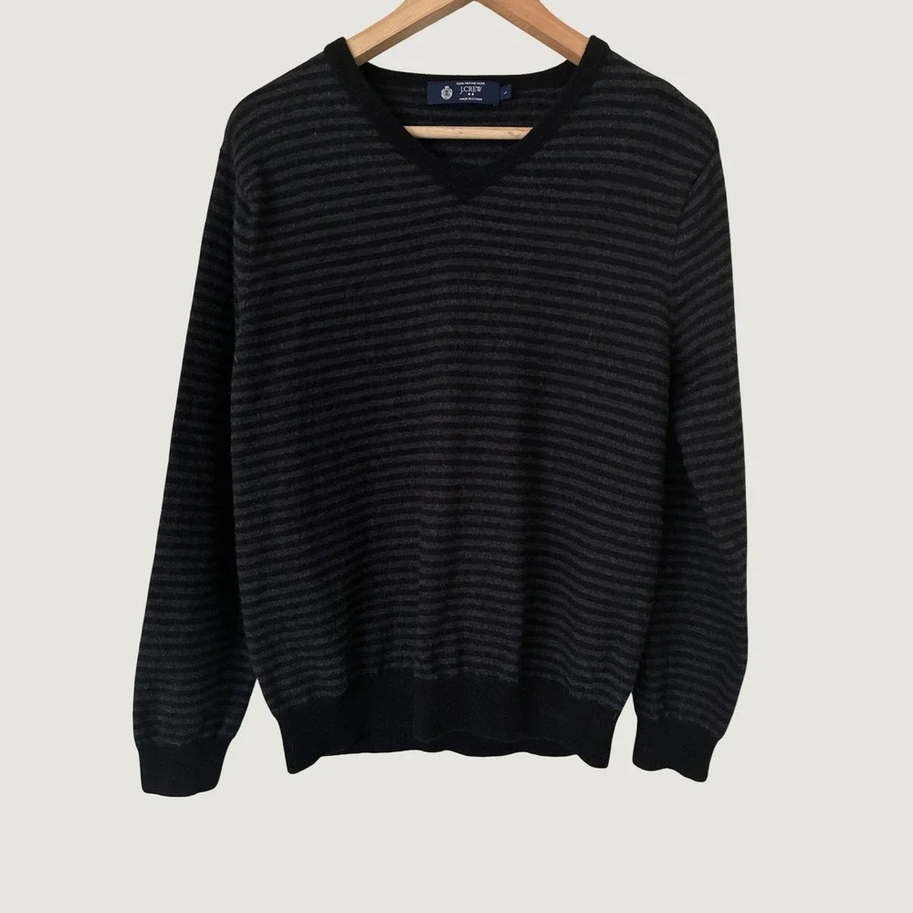J.Crew Mens Merino Wool V-Neck Striped Sweater Black Grey Large Minimalist
